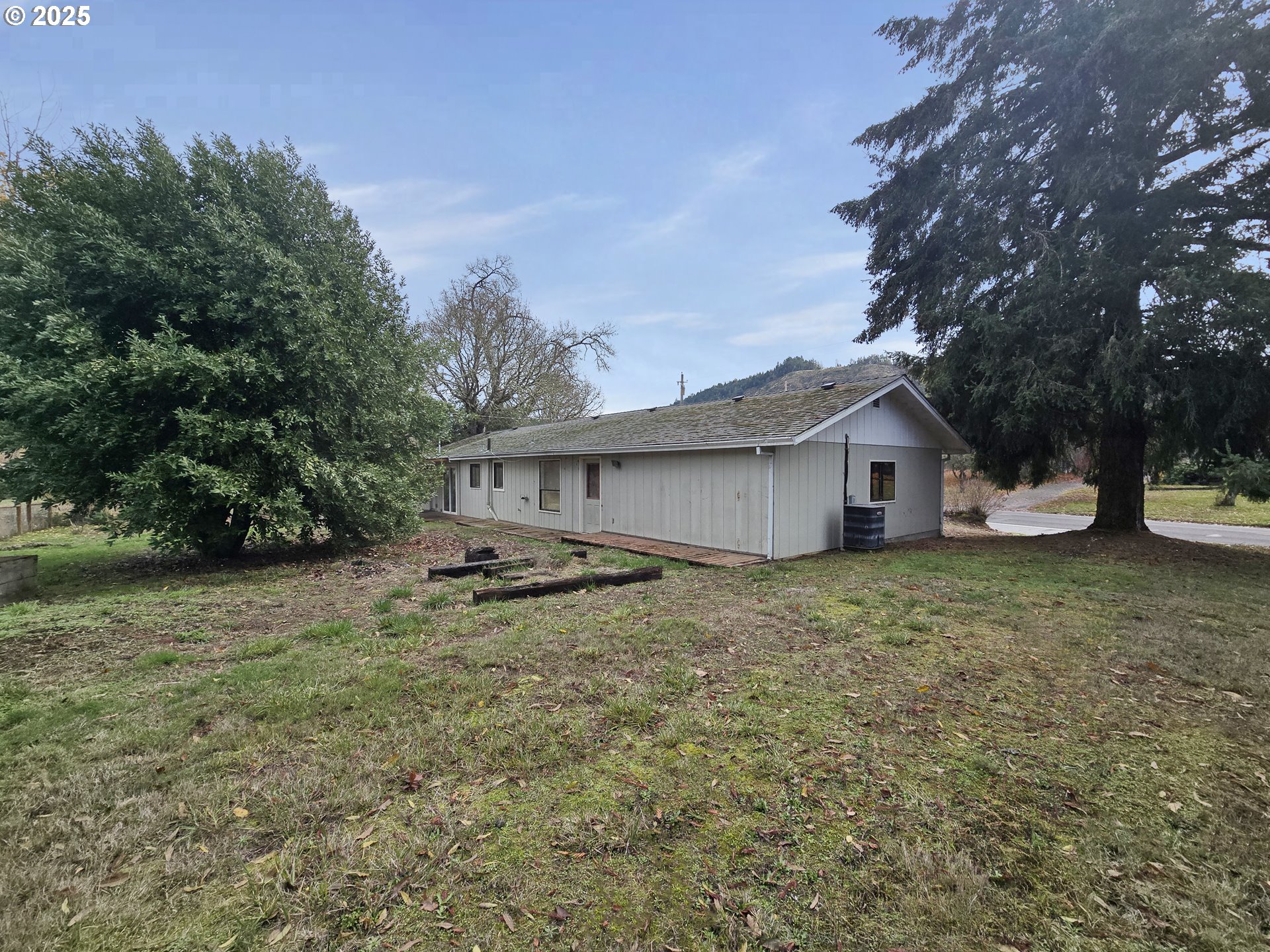 3249 MELROSE RD