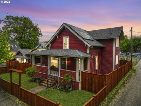 941 LAWRENCE ST Eugene OR 97401