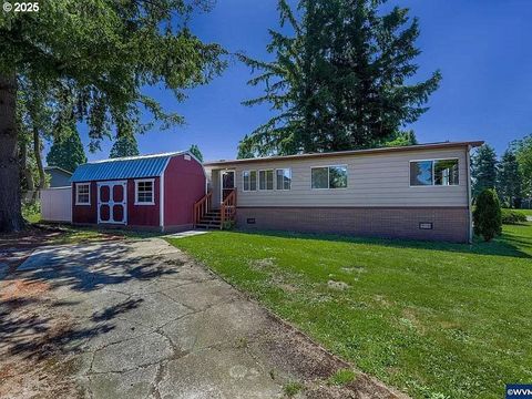 A home in Canby