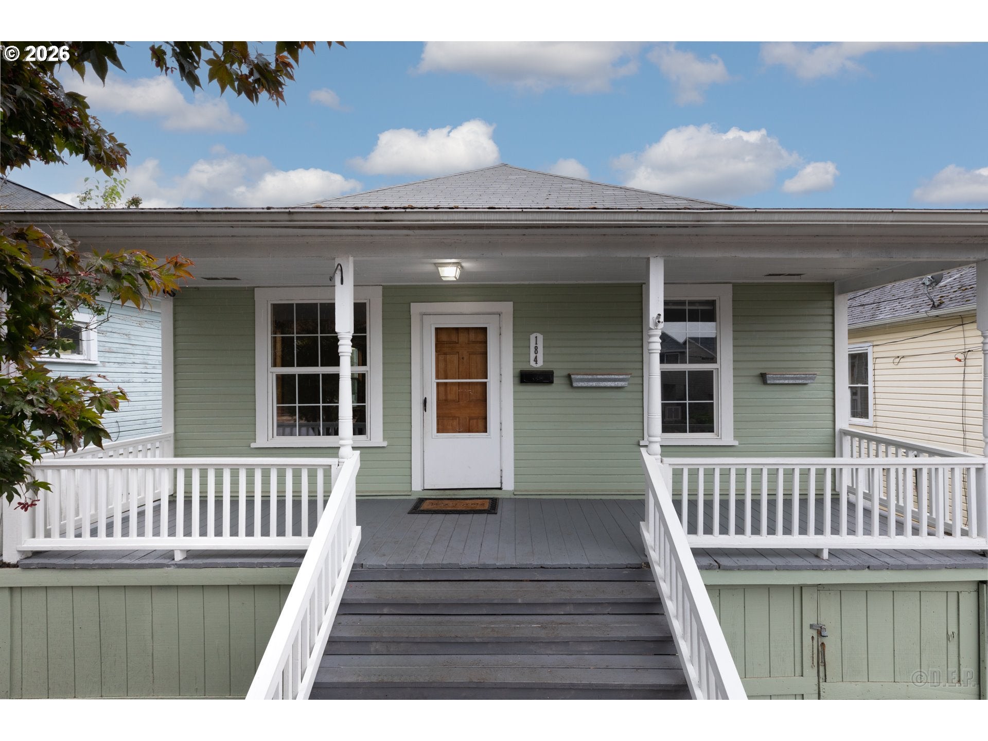 184 S 2ND ST