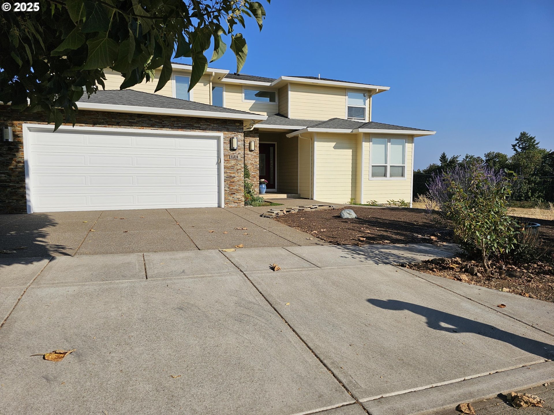 324 EAGLES WING ST NW