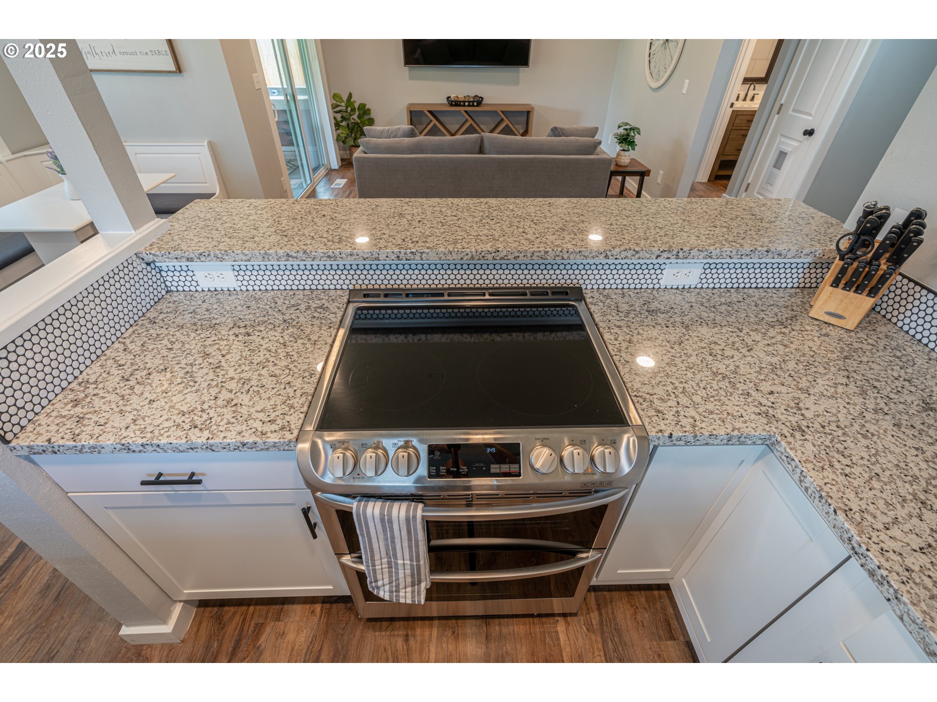 Independence, Oregon 97351, United States, 2 Bedrooms Bedrooms, ,1 BathroomBathrooms,Residential,Active,146633