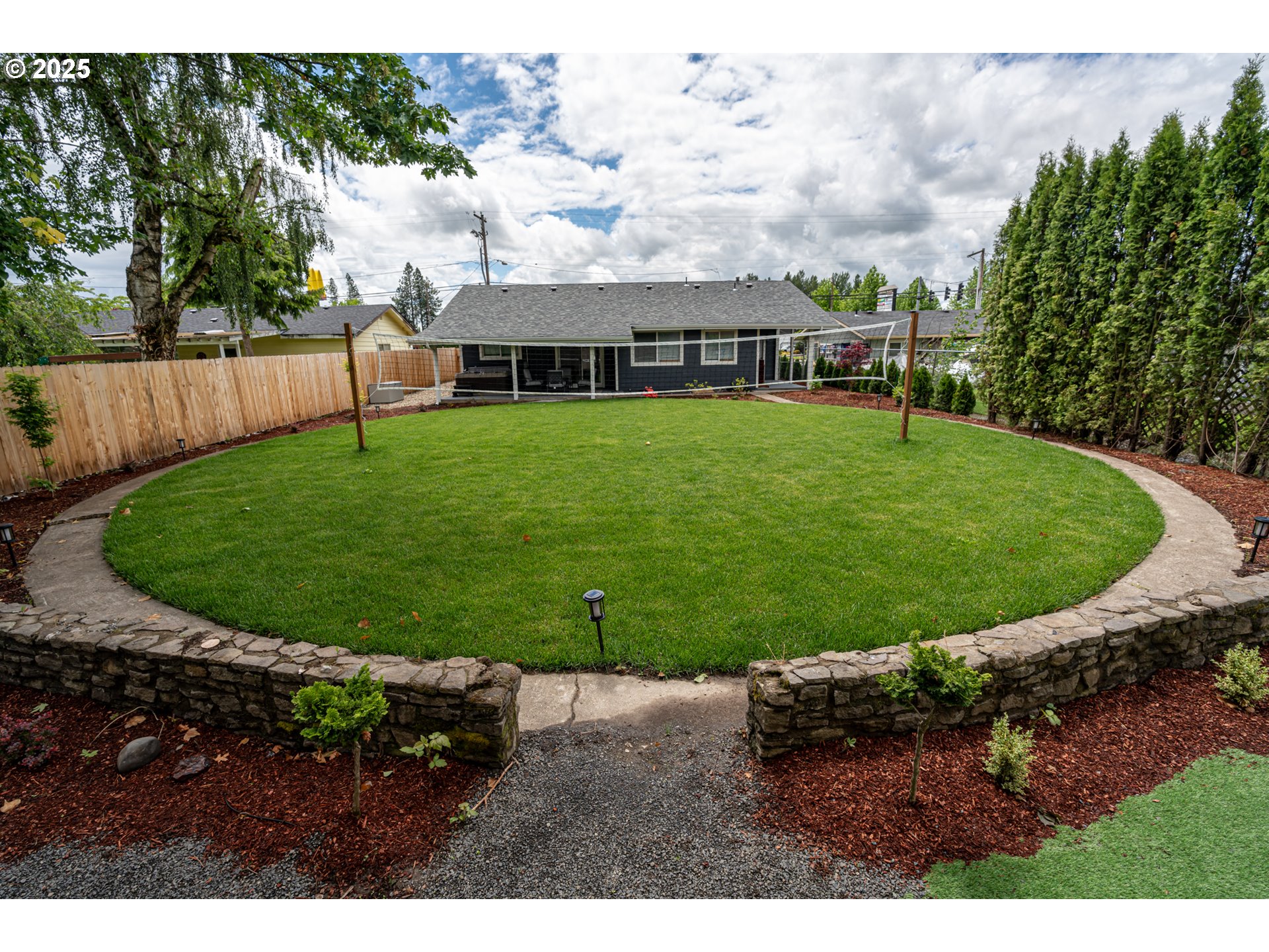 Independence, Oregon 97351, United States, 2 Bedrooms Bedrooms, ,1 BathroomBathrooms,Residential,Active,146633