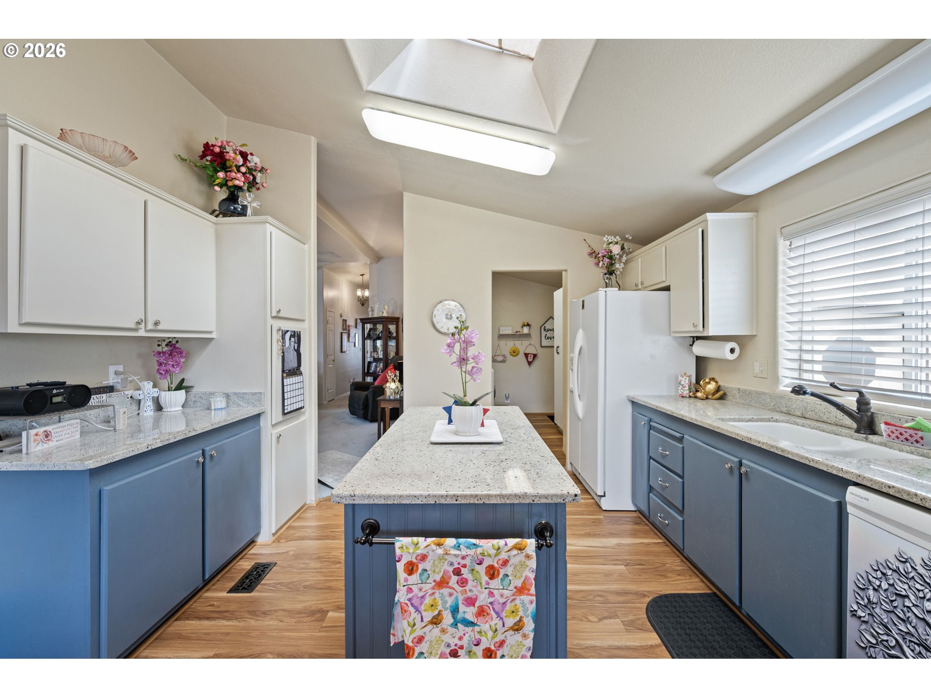4055 ROYAL AVE 140