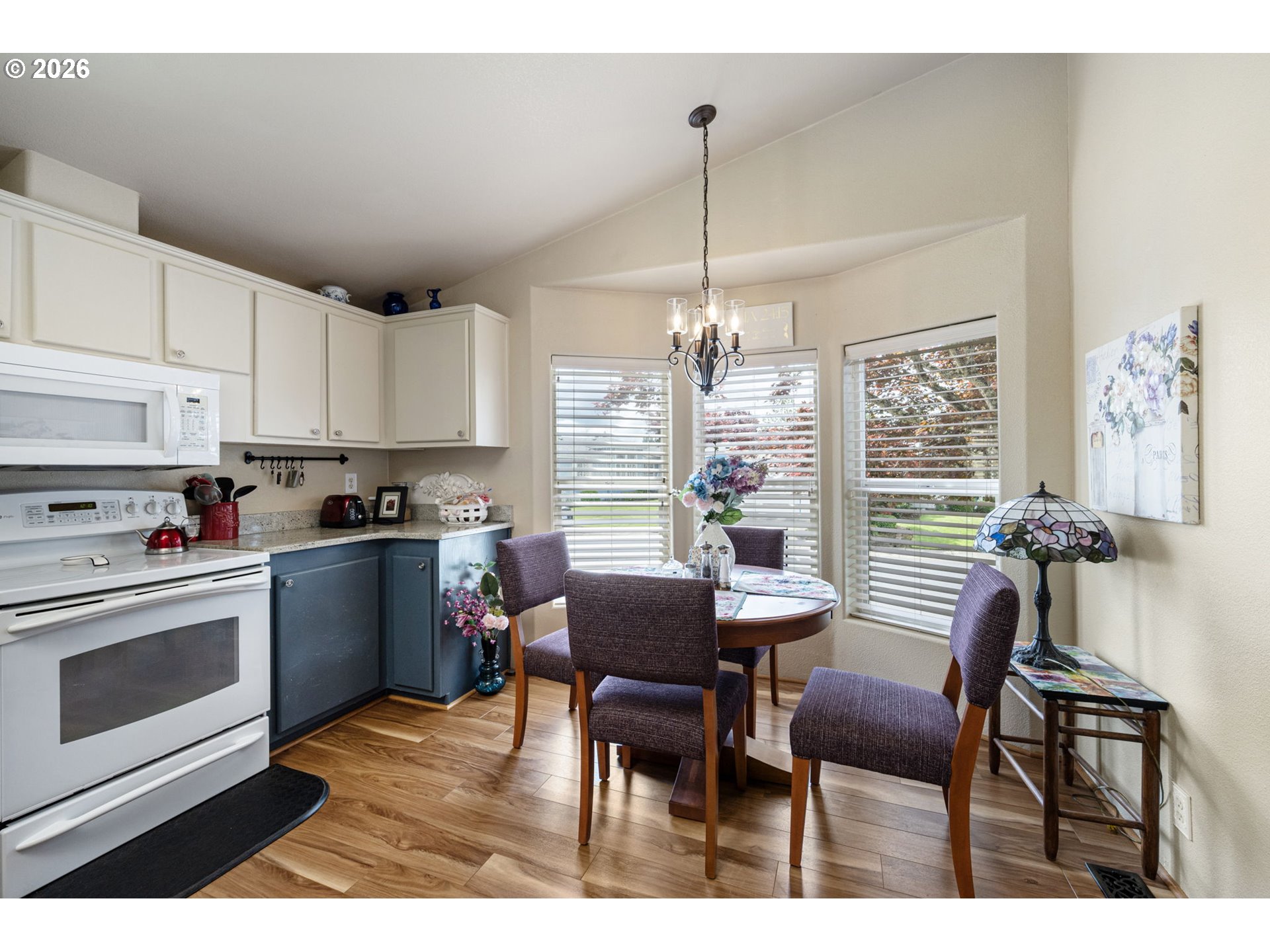 4055 ROYAL AVE 140