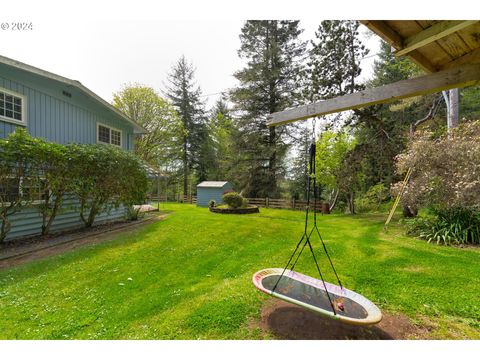 A home in Coos Bay