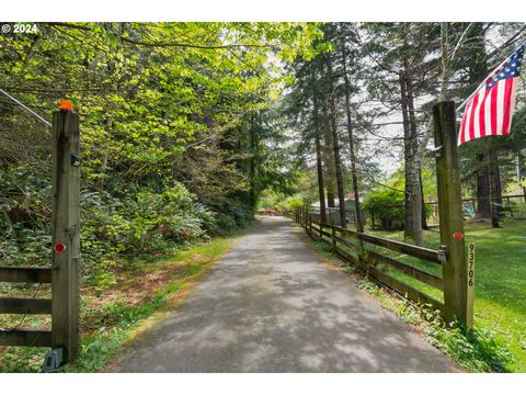 A home in Coos Bay