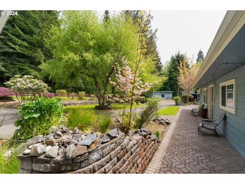 A home in Coos Bay