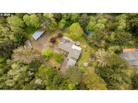 A home in Coos Bay