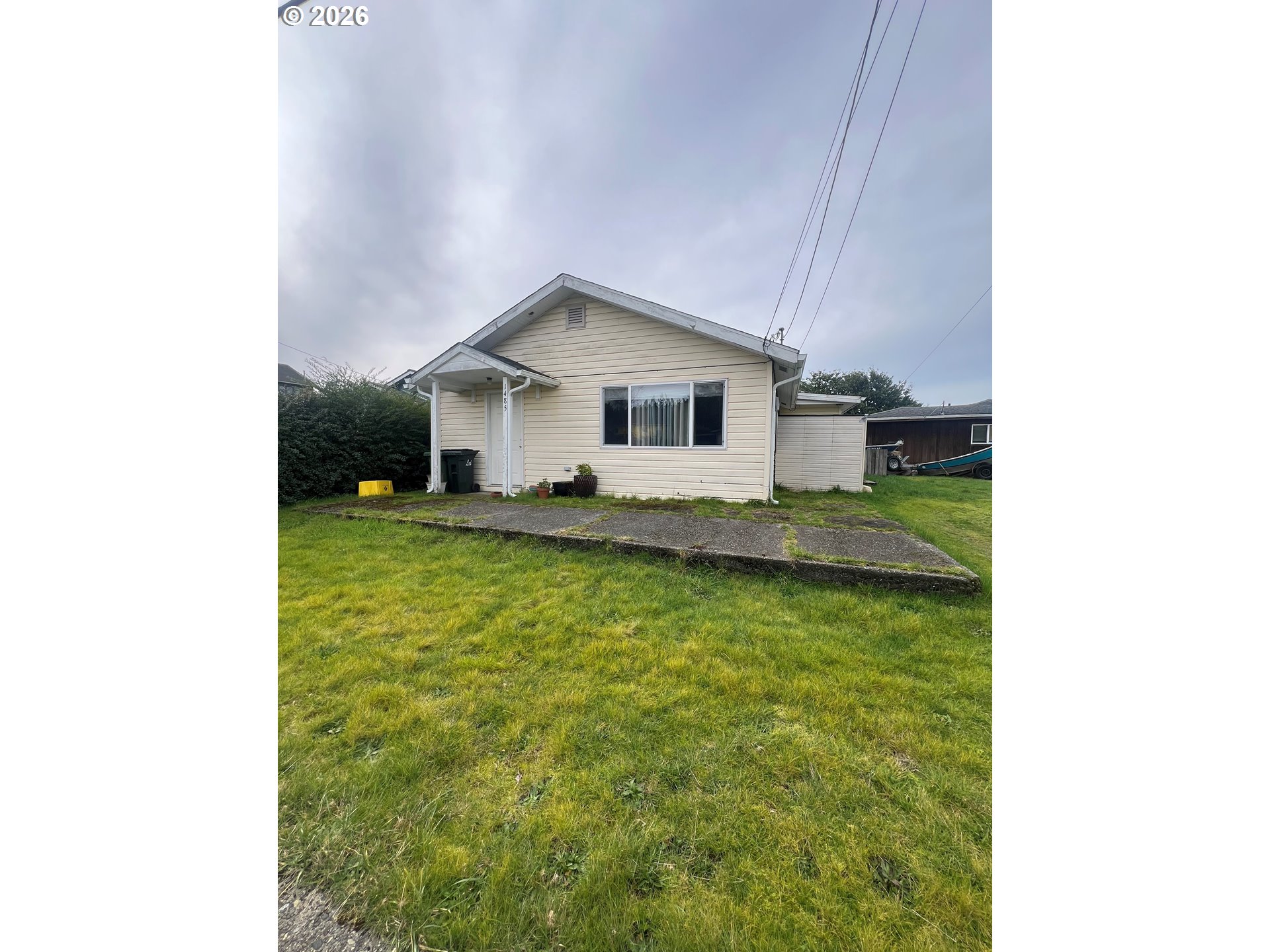 Photo 1 of 12 — 1485 LAKESHORE DR, Coos Bay, OR 97420