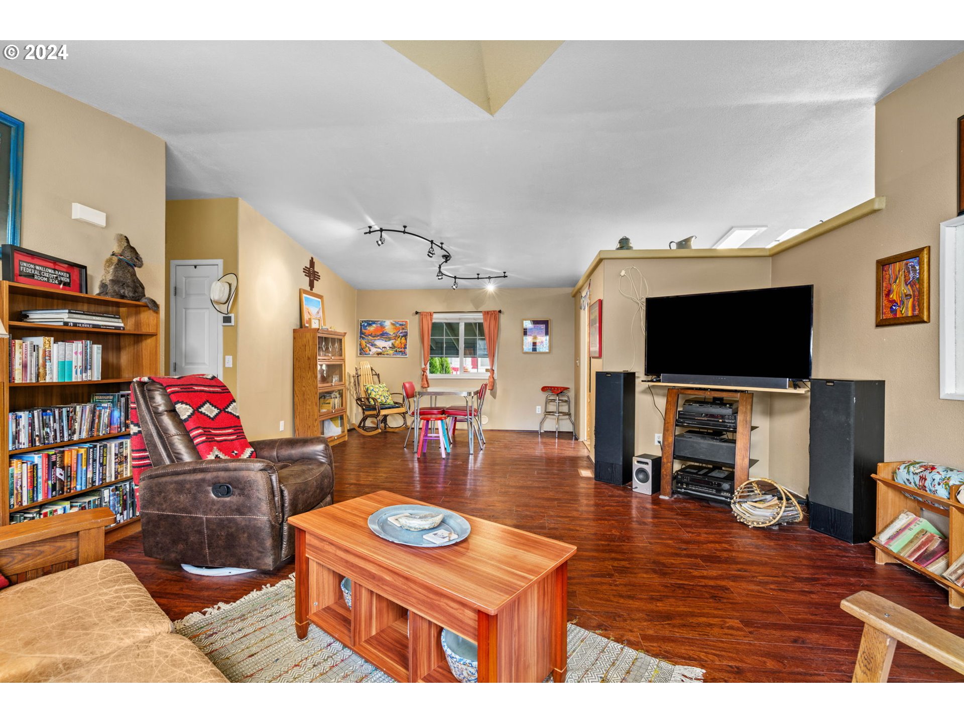 310 PITNEY LN 40