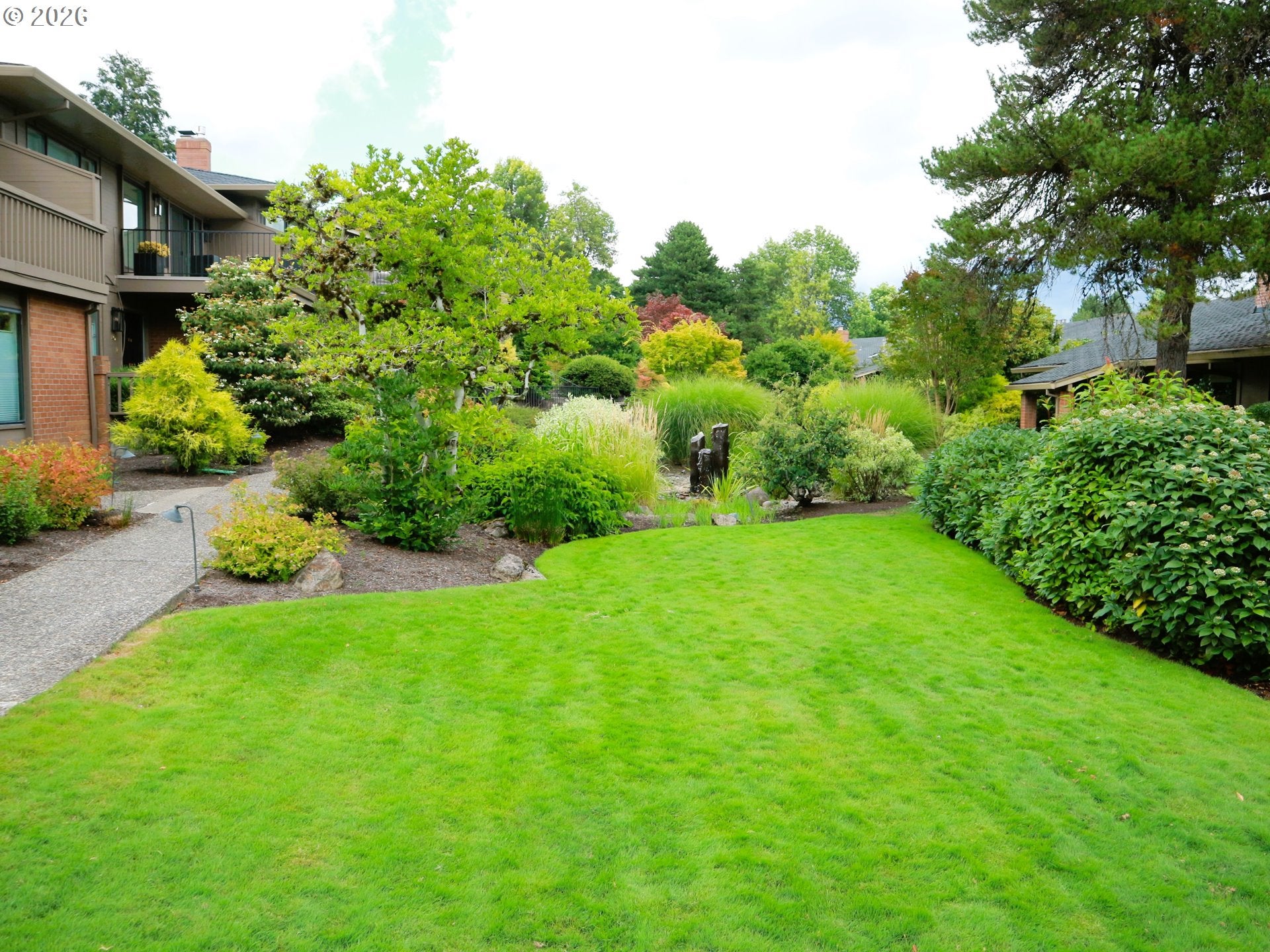 1 CONDOLEA DR
