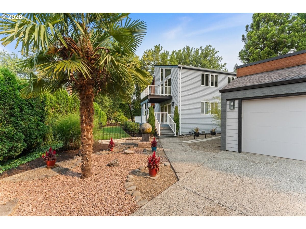 7209 NE 83RD AVE