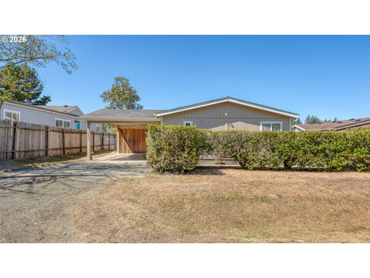 63754 WALLACE RD, COOS BAY, OR 97420 - Image c35ff63713ccbe4e855a2434546bb641/4143707729