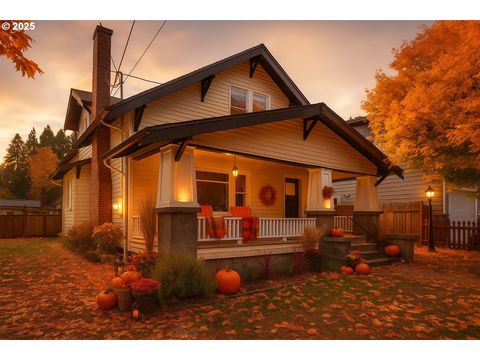 475 E ARLINGTON ST Gladstone OR 97027