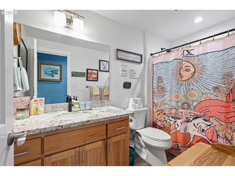 Tiny photo for 443 N Hyland Ln, Lowell, OR 97452 (MLS # 163066091)