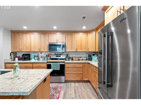 Tiny photo for 443 N Hyland Ln, Lowell, OR 97452 (MLS # 163066091)