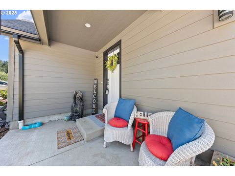 Tiny photo for 443 N Hyland Ln, Lowell, OR 97452 (MLS # 163066091)