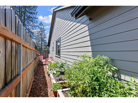 Tiny photo for 443 N Hyland Ln, Lowell, OR 97452 (MLS # 163066091)