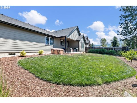Tiny photo for 443 N Hyland Ln, Lowell, OR 97452 (MLS # 163066091)