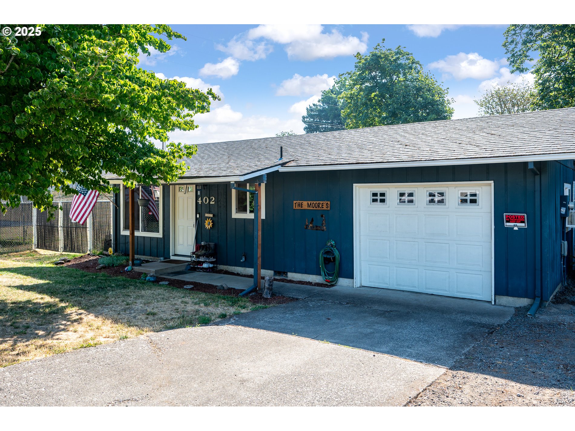 402 SW IVY RD