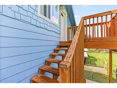 Tiny photo for 38662 Dexter Rd, Dexter, OR 97431 (MLS # 219159610)