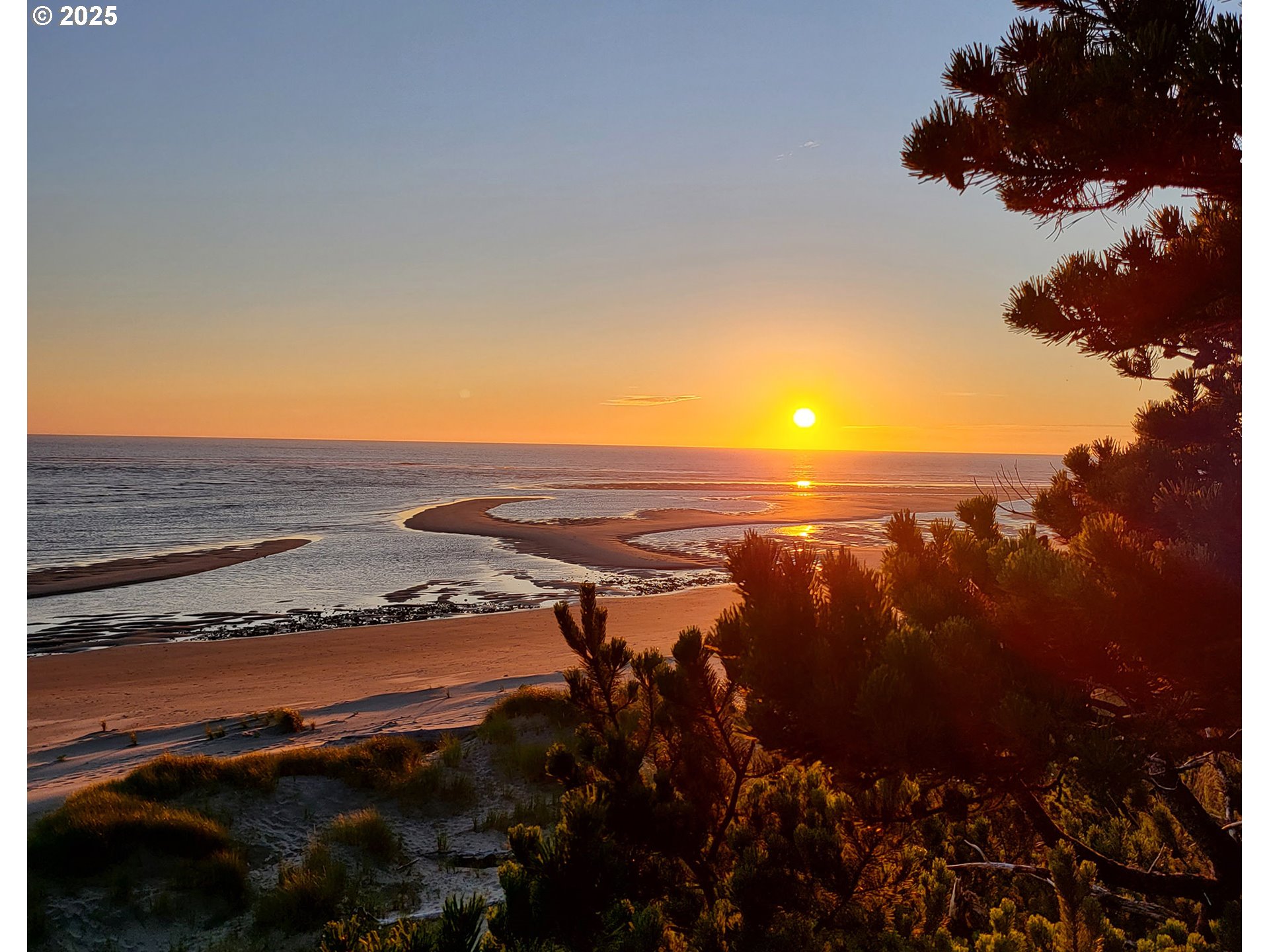 Oceanside, Oregon 97134, United States, 2 Bedrooms Bedrooms, ,1 BathroomBathrooms,Residential,Active,137778