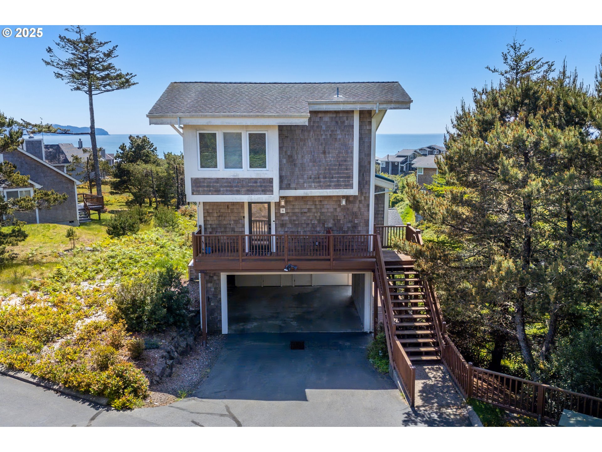 Oceanside, Oregon 97134, United States, 2 Bedrooms Bedrooms, ,1 BathroomBathrooms,Residential,Active,137778