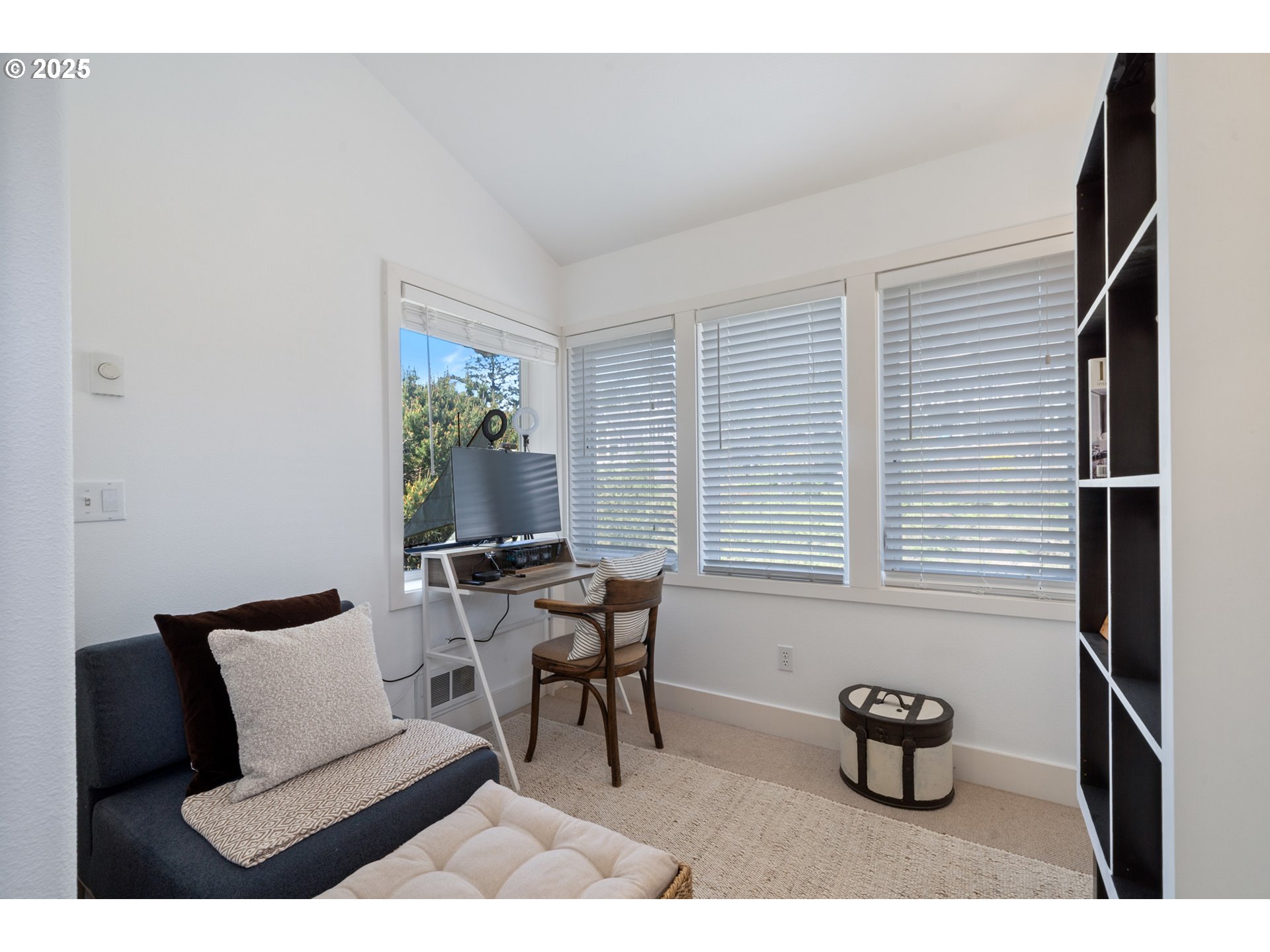 Oceanside, Oregon 97134, United States, 2 Bedrooms Bedrooms, ,1 BathroomBathrooms,Residential,Active,137778