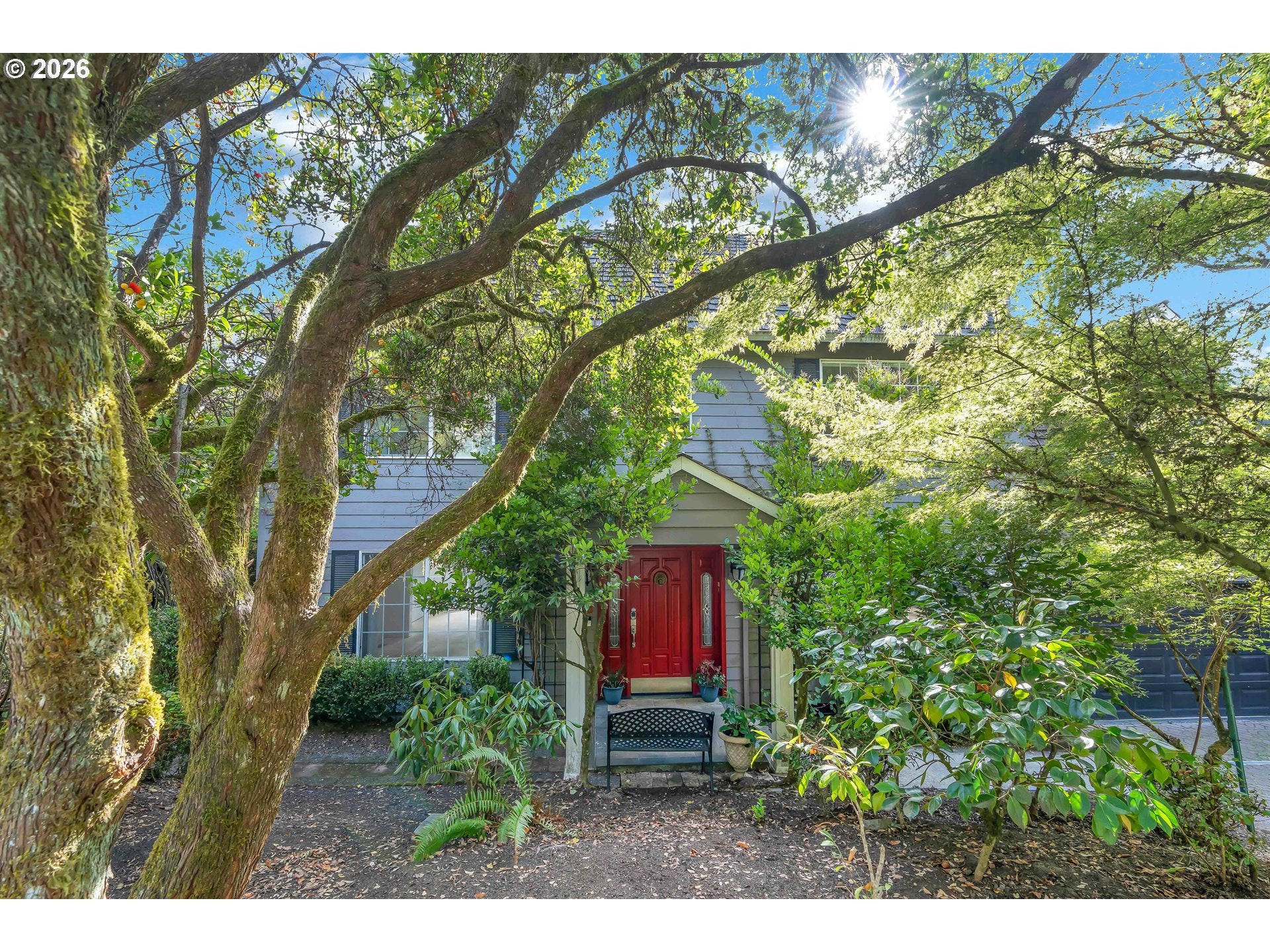706 SW COLONY DR