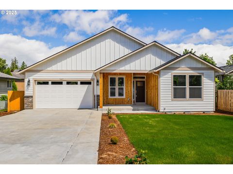 5477 SE GOLDEN RD Hillsboro OR 97123