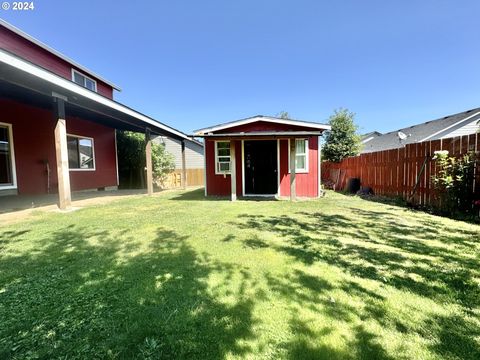 A home in McMinnville