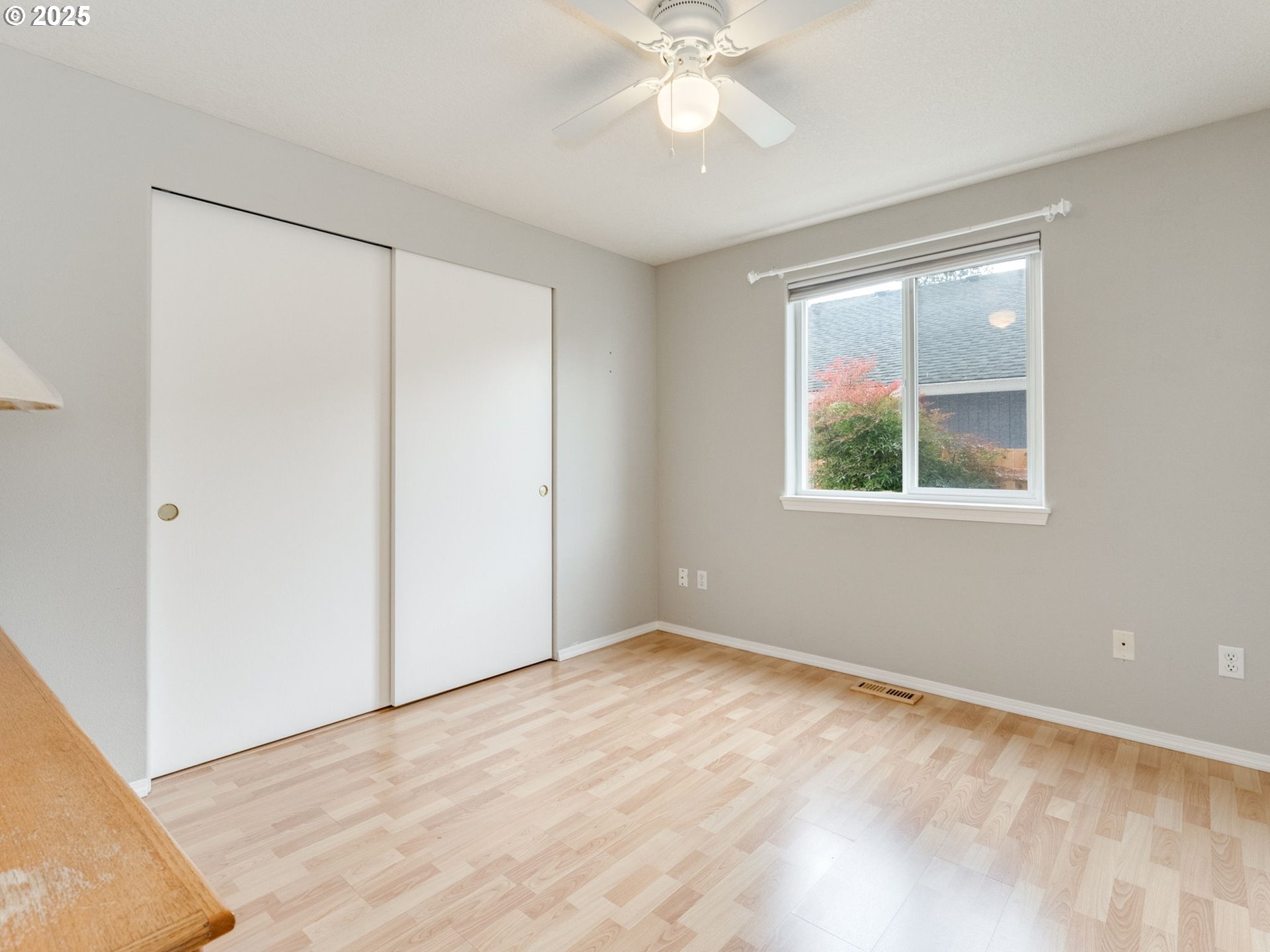 Aloha, Oregon 97003, United States, 3 Bedrooms Bedrooms, ,2 BathroomsBathrooms,Residential,Active,240498