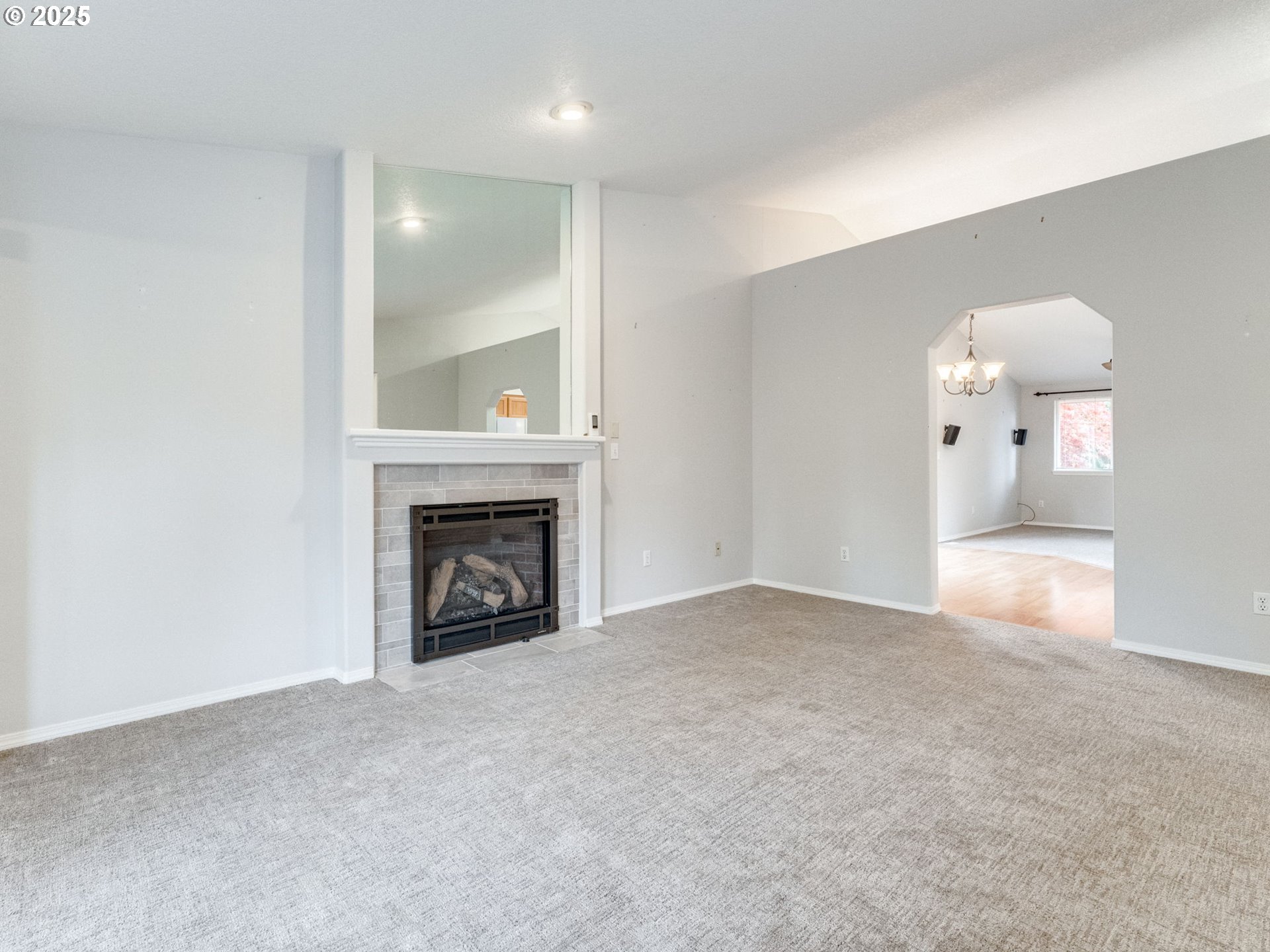 Aloha, Oregon 97003, United States, 3 Bedrooms Bedrooms, ,2 BathroomsBathrooms,Residential,Active,240498