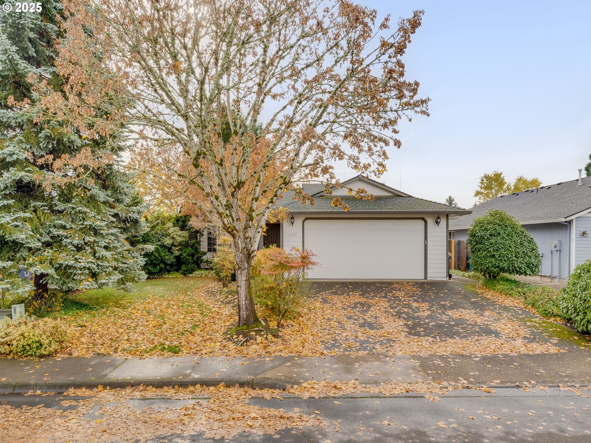 Aloha, Oregon 97003, United States, 3 Bedrooms Bedrooms, ,2 BathroomsBathrooms,Residential,Active,240498