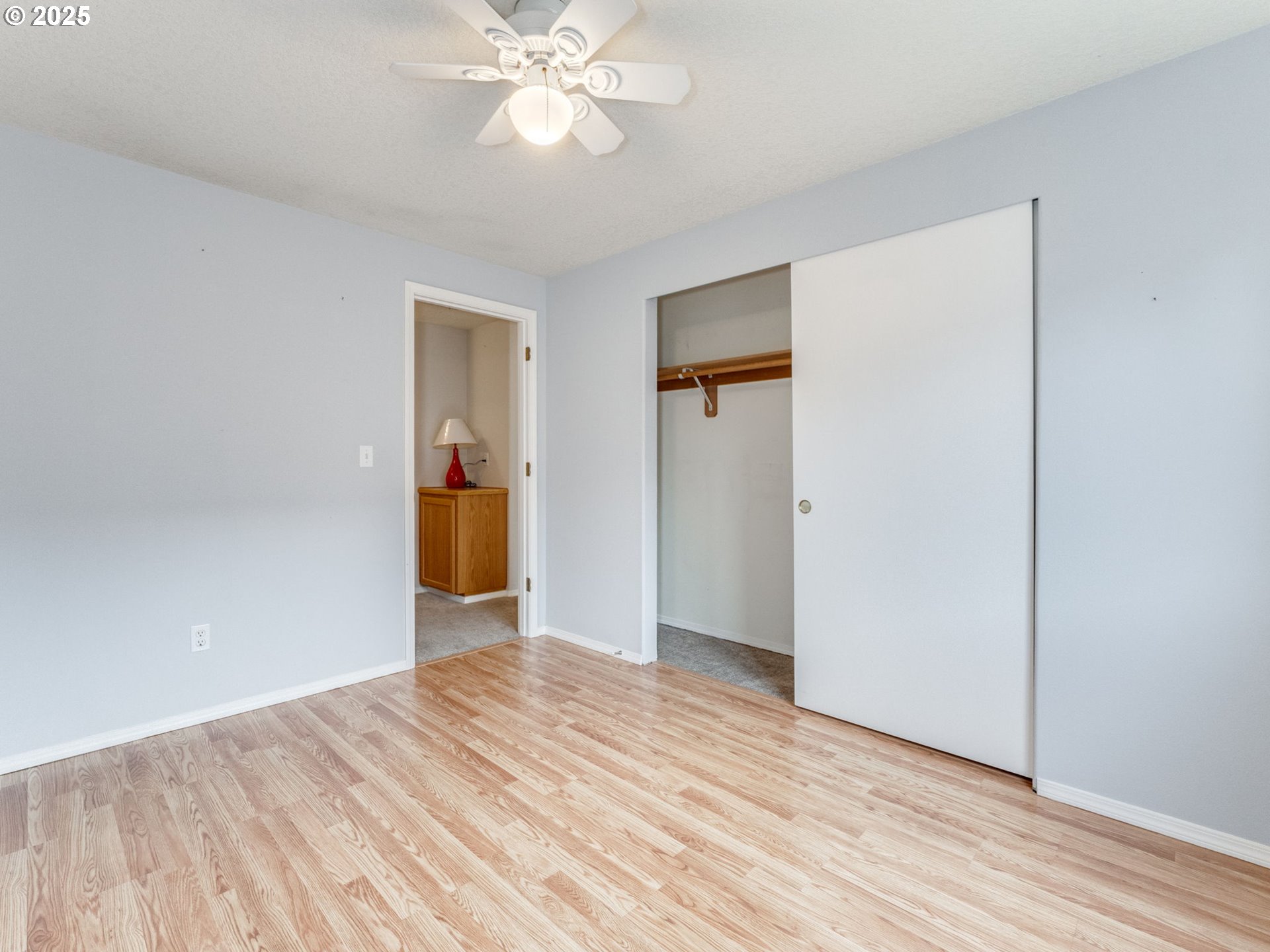 Aloha, Oregon 97003, United States, 3 Bedrooms Bedrooms, ,2 BathroomsBathrooms,Residential,Active,240498