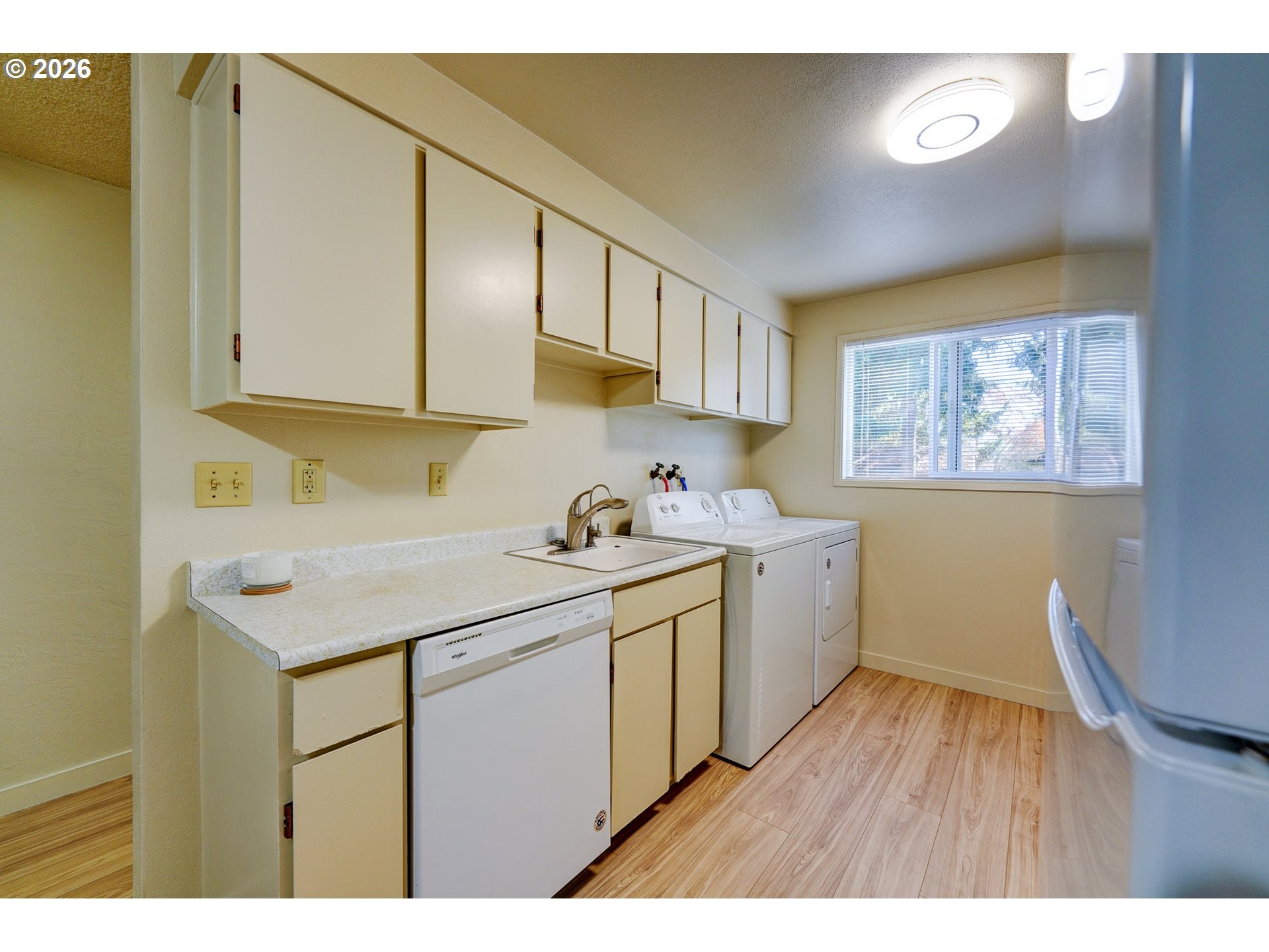 164 NE 4TH AVE
