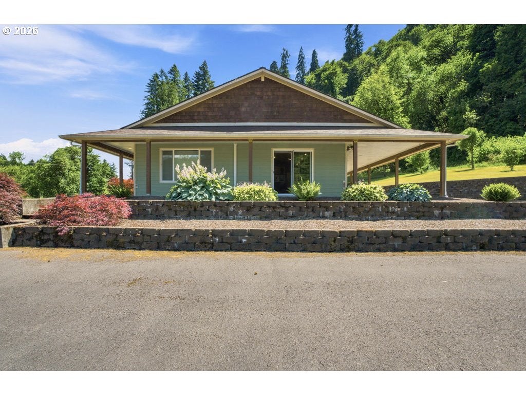 18495 hwy 126 HWY