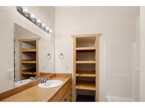 Tiny photo for 76154 Coho Ln, Oakridge, OR 97463 (MLS # 680783466)