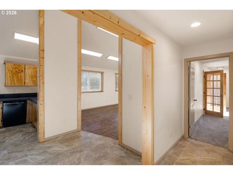 Tiny photo for 76154 Coho Ln, Oakridge, OR 97463 (MLS # 680783466)