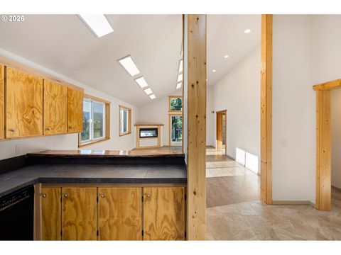 Tiny photo for 76154 Coho Ln, Oakridge, OR 97463 (MLS # 680783466)