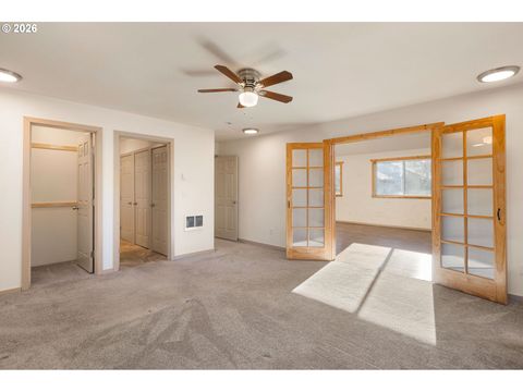 Tiny photo for 76154 Coho Ln, Oakridge, OR 97463 (MLS # 680783466)