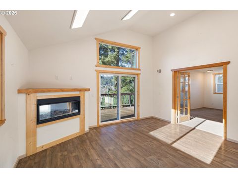 Tiny photo for 76154 Coho Ln, Oakridge, OR 97463 (MLS # 680783466)
