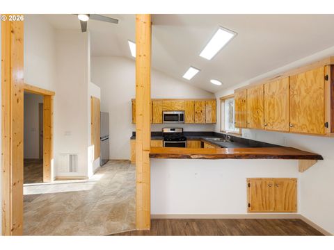 Tiny photo for 76154 Coho Ln, Oakridge, OR 97463 (MLS # 680783466)