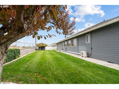 A home in Hermiston