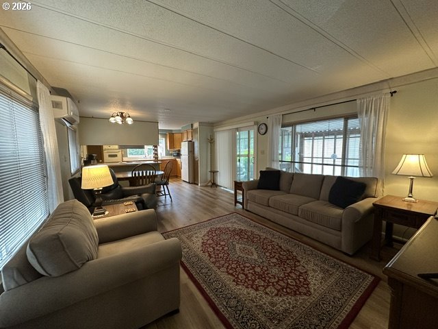3760 HIGHWAY 101 18