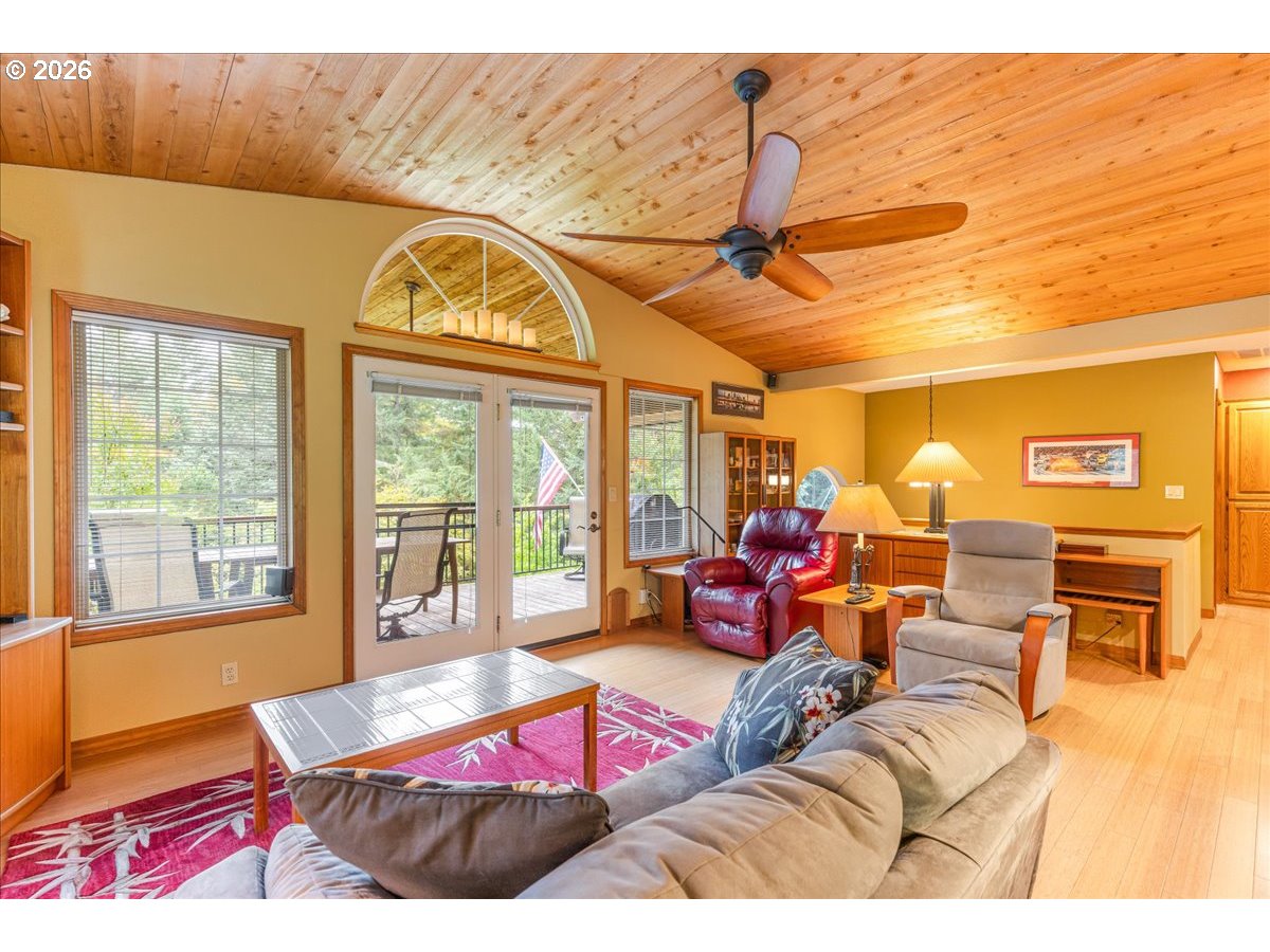 14550 NE SPRING CREEK LN