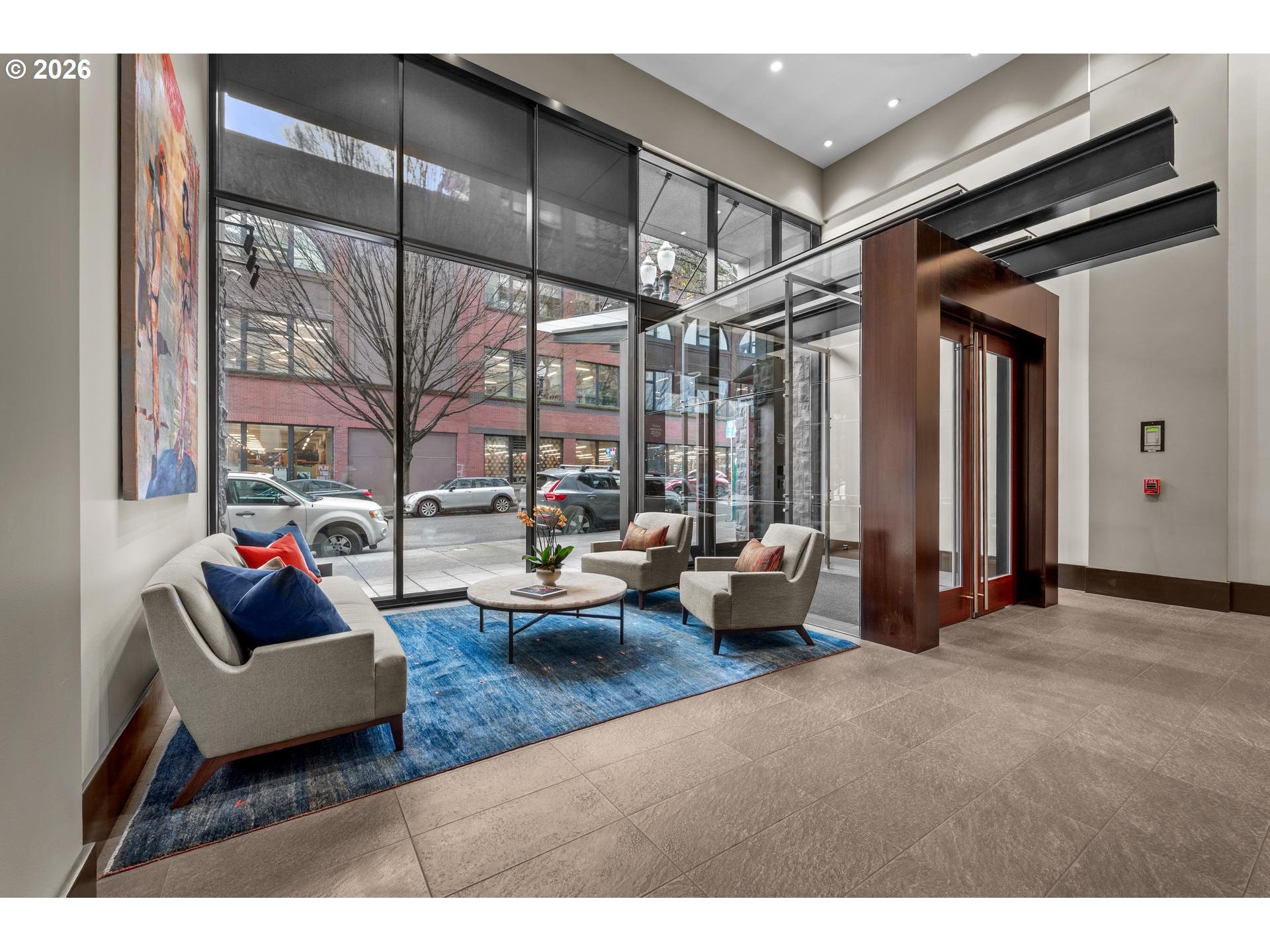 1025 NW COUCH ST 1212