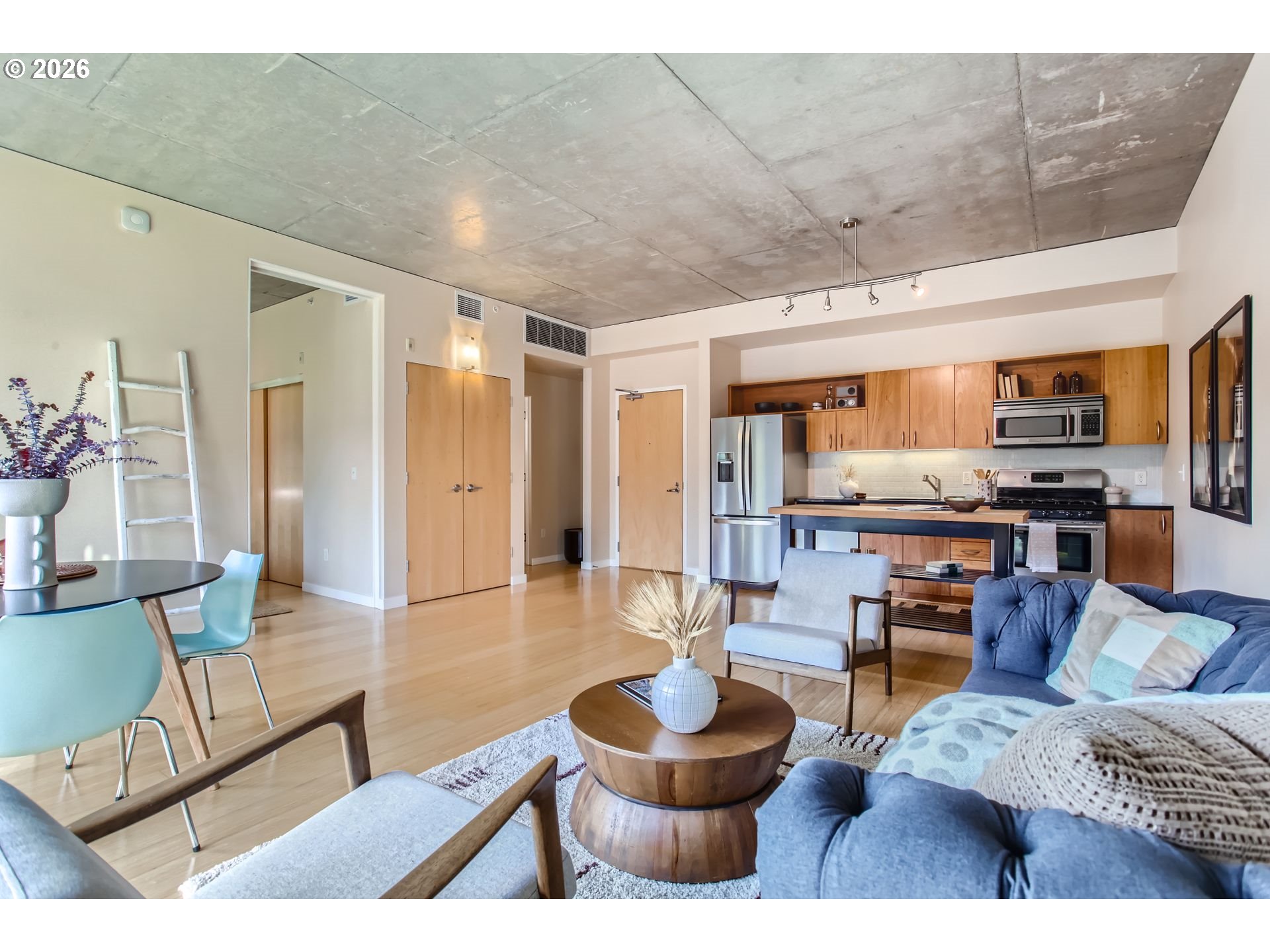 1234 SW 18TH AVE 303