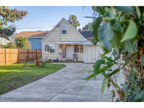 Featured picture for the property 653136172